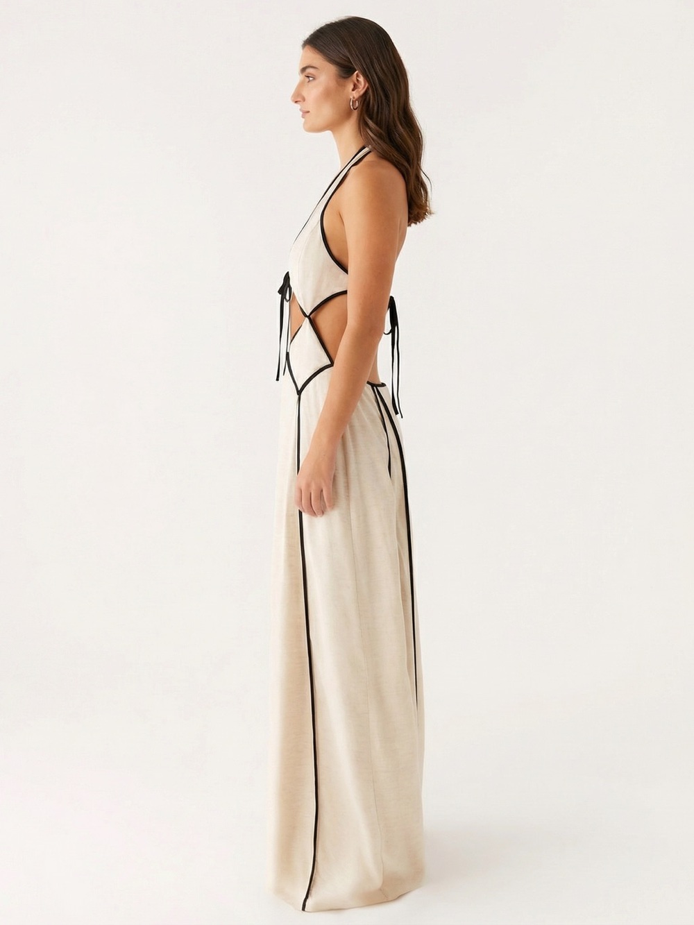 PepperMayo Women’s Cream & Black Contrast Trim Halter Cutout Maxi Dres. Size XS - Picture 4 of 10